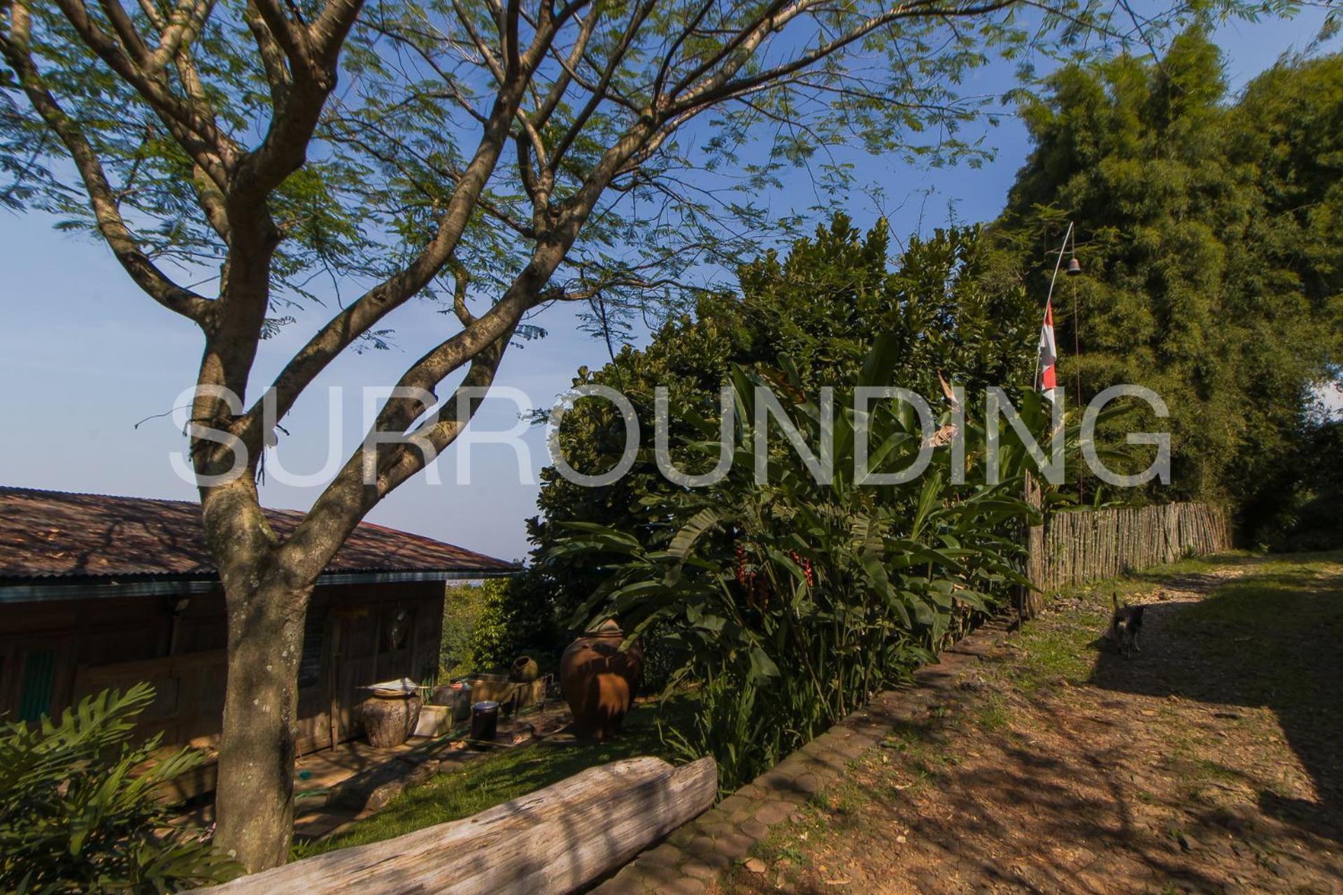 Wisma tamu Rumah Lereng